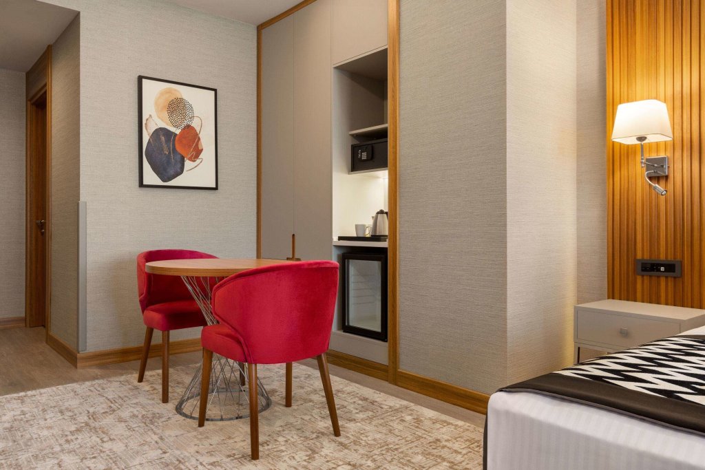 Стамбул: Ramada Encore By Wyndham Istanbul Sisli