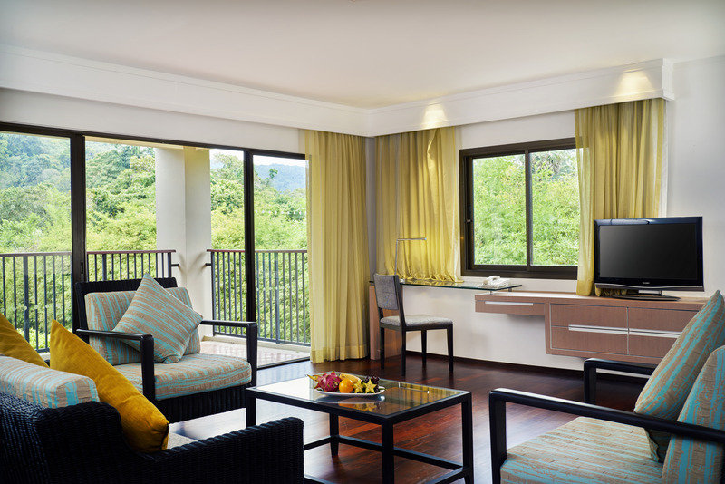 Камала Бич: Radisson Resort and Suites Phuket