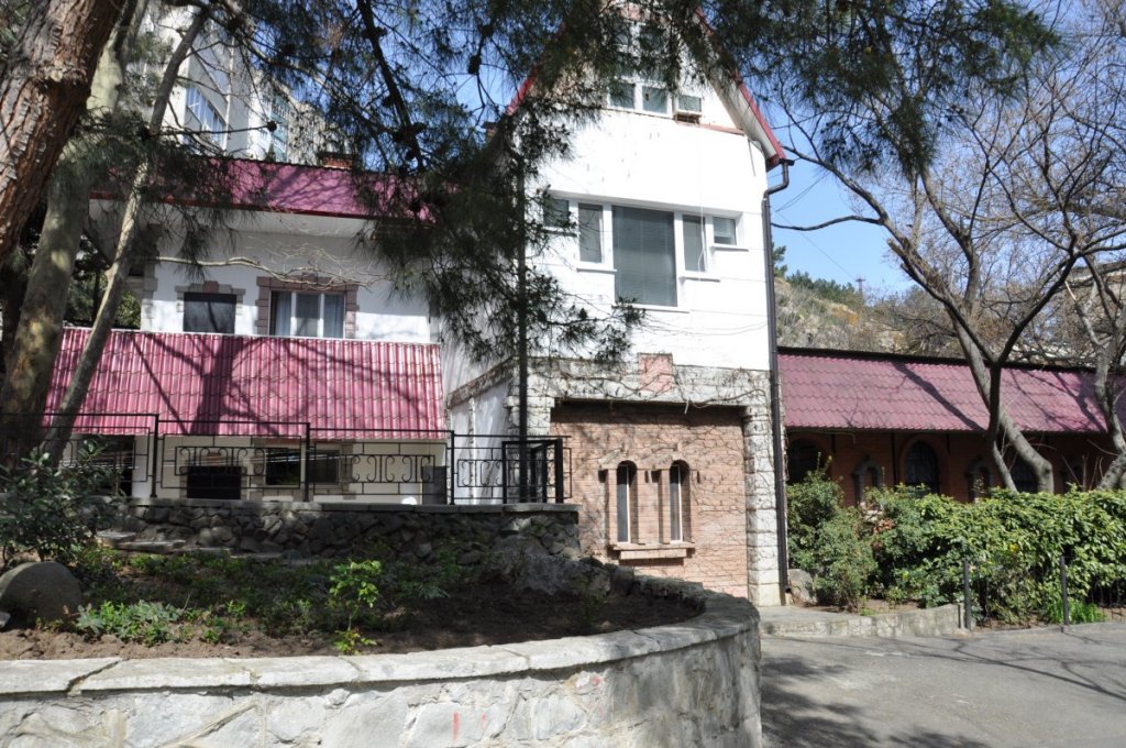 Партенит: Privat hotel