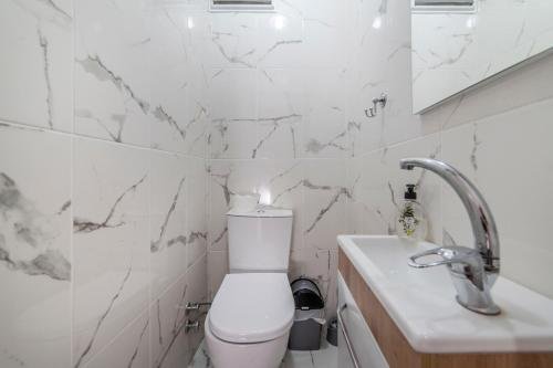 Бурса: Centrally located 2 bedroom apt with Netflix