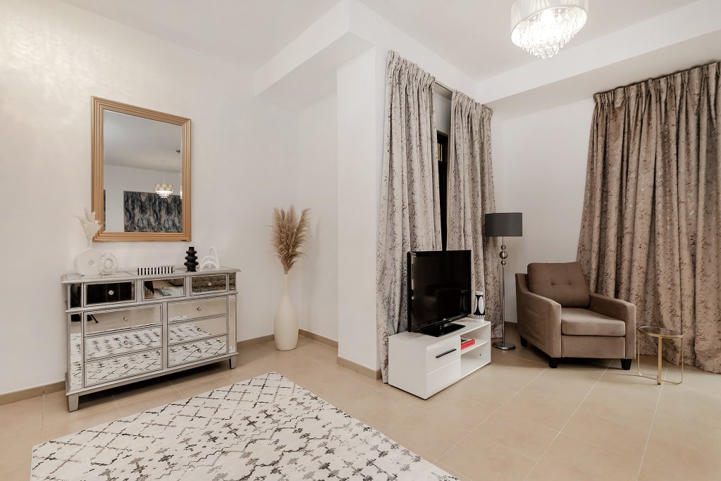 Дубай: Апартаменты Welcome Home in Amwaj 4