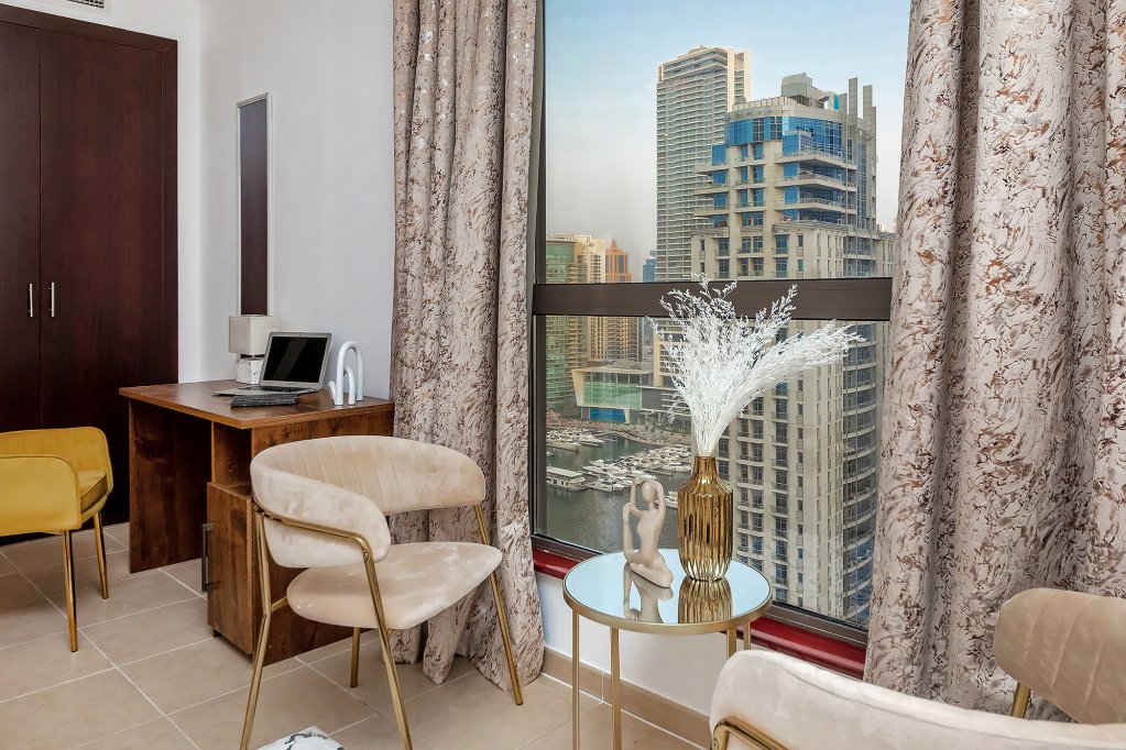 Дубай: Апартаменты Welcome Home in Amwaj 4