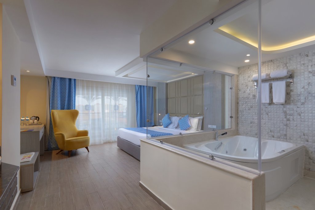 Хургада: Отель Bellagio Beach Resort & Spa