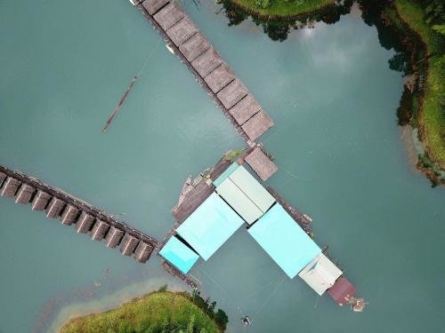 Кхао Пхан: Praiwan Raft House Resort