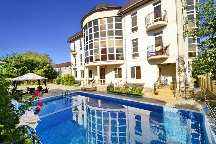 Анапа: Guest house Mona Liza