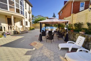 Анапа: Guest house Mona Liza