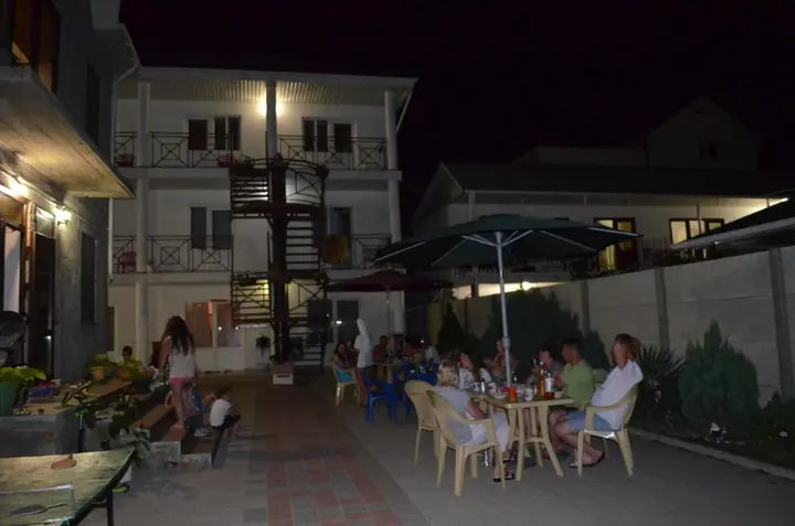 Анапа: Guest house Morskoy