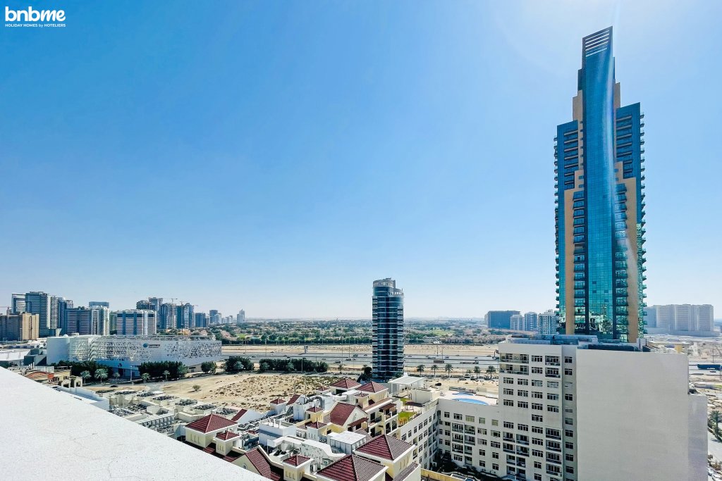 Дубай: Апартаменты bnbmehomes | Huge Apt in JVC w/ Big Balcony-1002