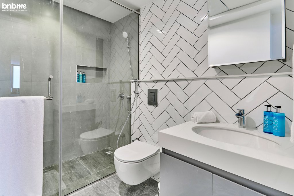 Дубай: Апартаменты bnbmehomes | Huge Apt in JVC w/ Big Balcony-1002