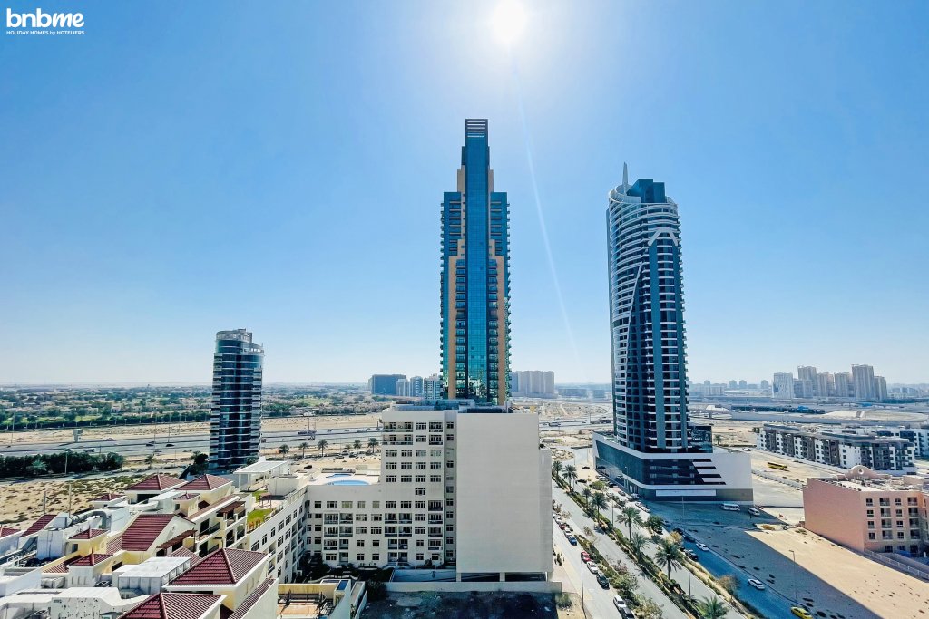Дубай: Апартаменты bnbmehomes | Huge Apt in JVC w/ Big Balcony-1002