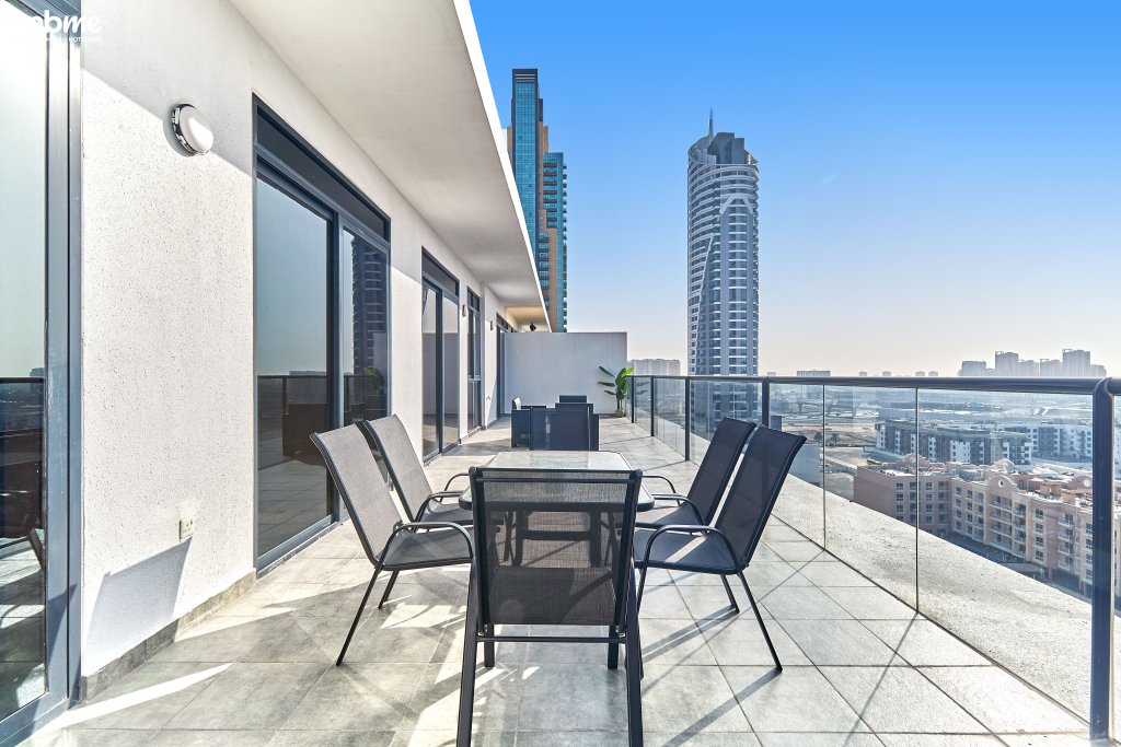 Дубай: Апартаменты bnbmehomes | Huge Apt in JVC w/ Big Balcony-1002