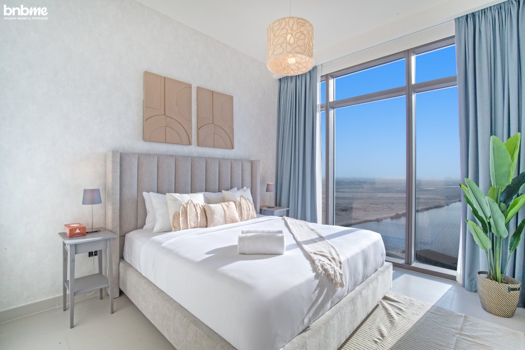 Дубай: Апартаменты Sea View Apt at Dubai Creek w/ Modern Facilities|bnbme-1805