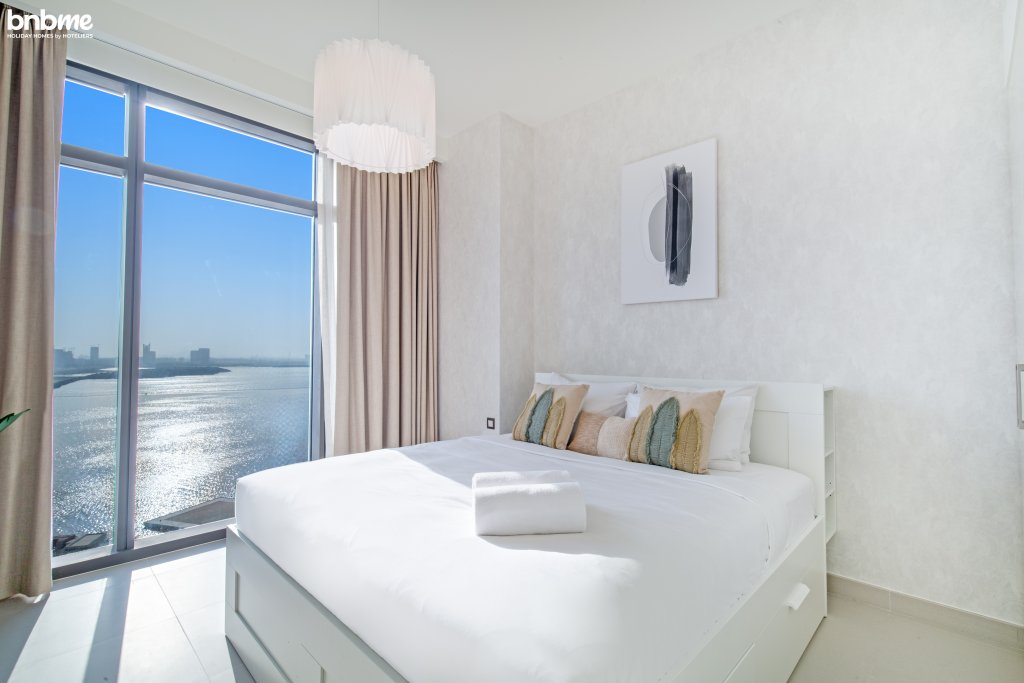 Дубай: Апартаменты Sea View Apt at Dubai Creek w/ Modern Facilities|bnbme-1805