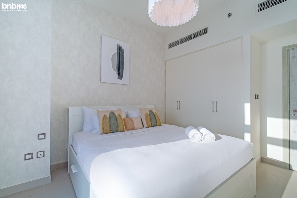 Дубай: Апартаменты Sea View Apt at Dubai Creek w/ Modern Facilities|bnbme-1805