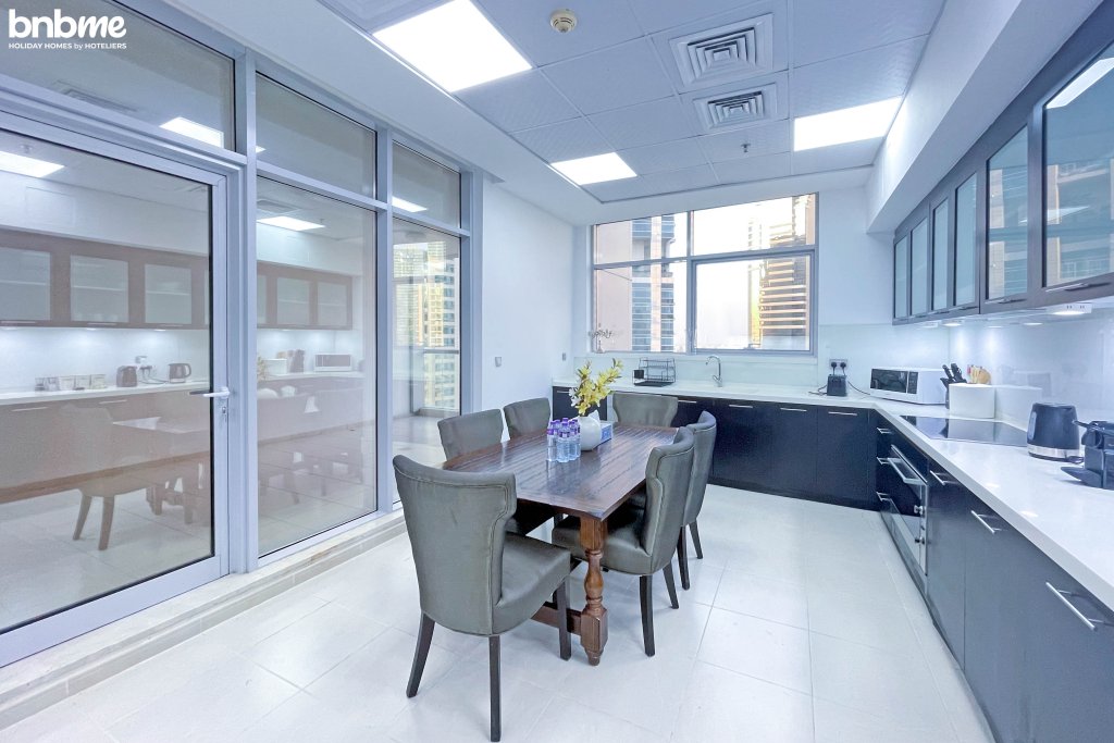 Дубай: Апартаменты Luxury Penthouse with Marina and Sea Views|bnbme-2301