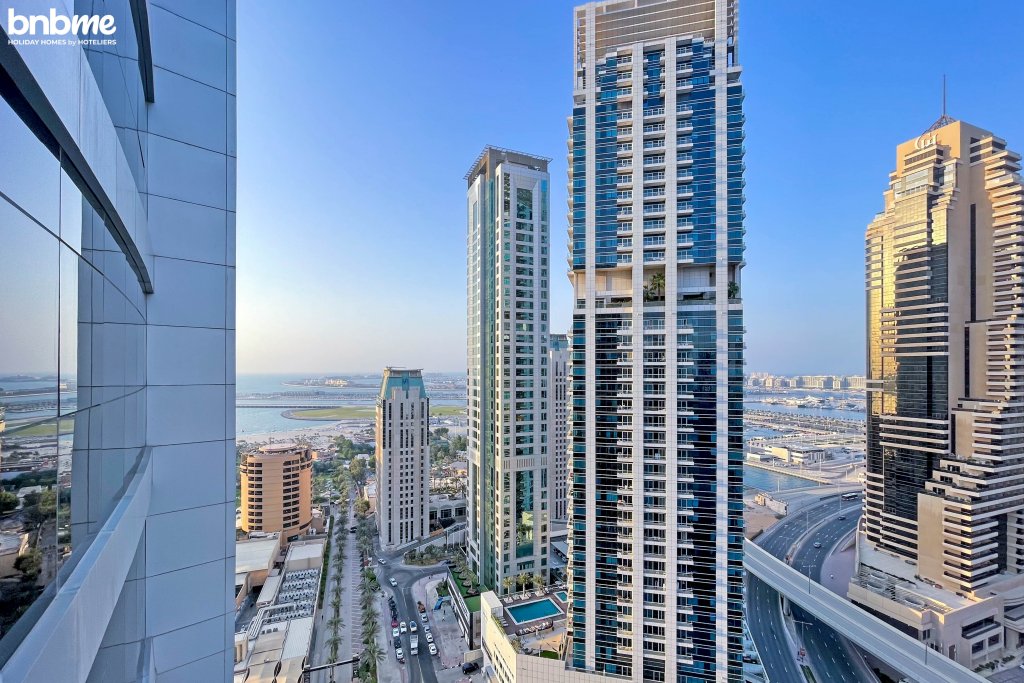 Дубай: Апартаменты Luxury Penthouse with Marina and Sea Views|bnbme-2301