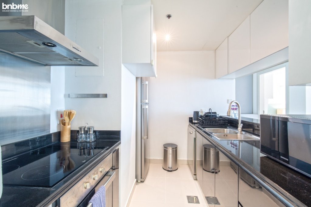Дубай: Апартаменты Charming 2BR in Marina with Sea View by bnbme-1901