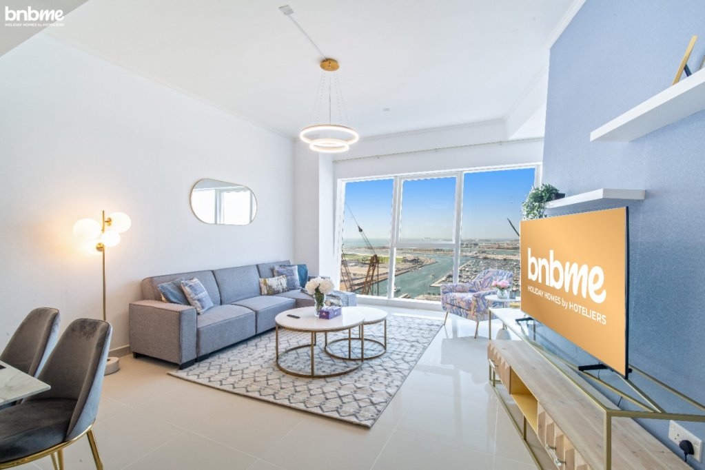 Дубай: Апартаменты Charming 2BR in Marina with Sea View by bnbme-1901