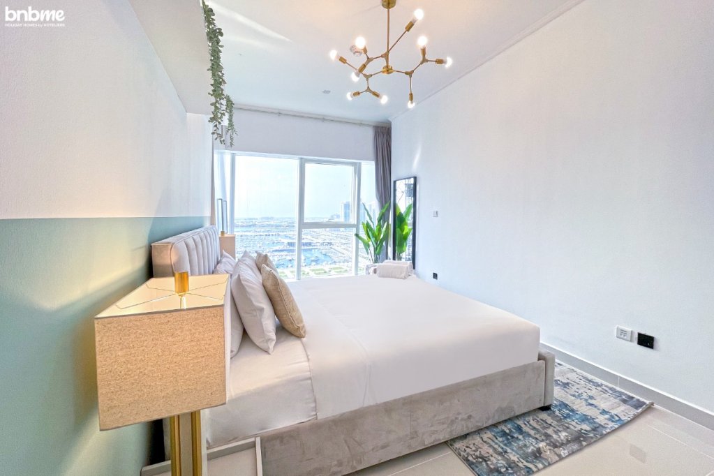 Дубай: Апартаменты Charming 2BR in Marina with Sea View by bnbme-1901