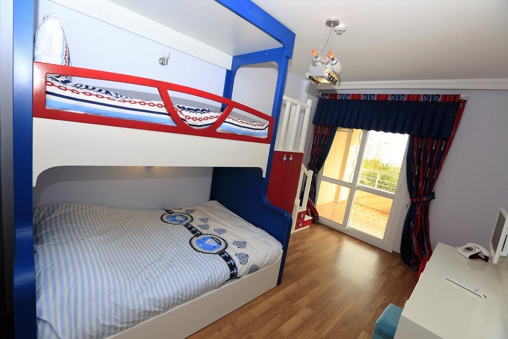 Мерсин: Kids Hotel