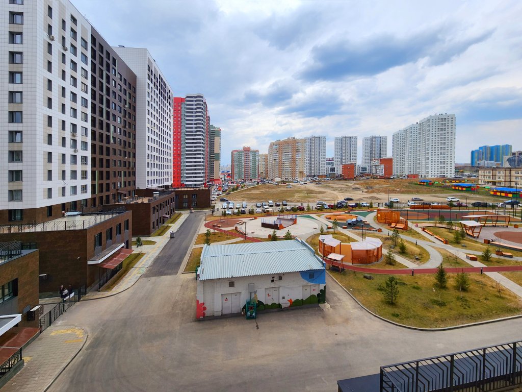 Красноярск: Квартира Комфортная однокомнатная возле ТРЦ Планета