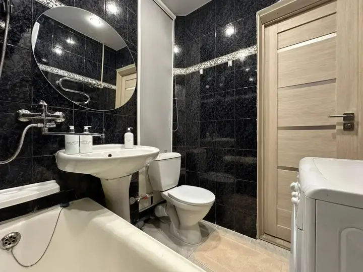 Нижний Новгород: Apartament 52 на улице Прыгунова