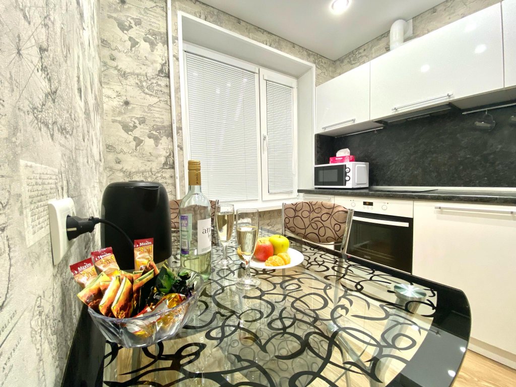 Петропавловск-Камчатский: Апартаменты на улице Абеля 14