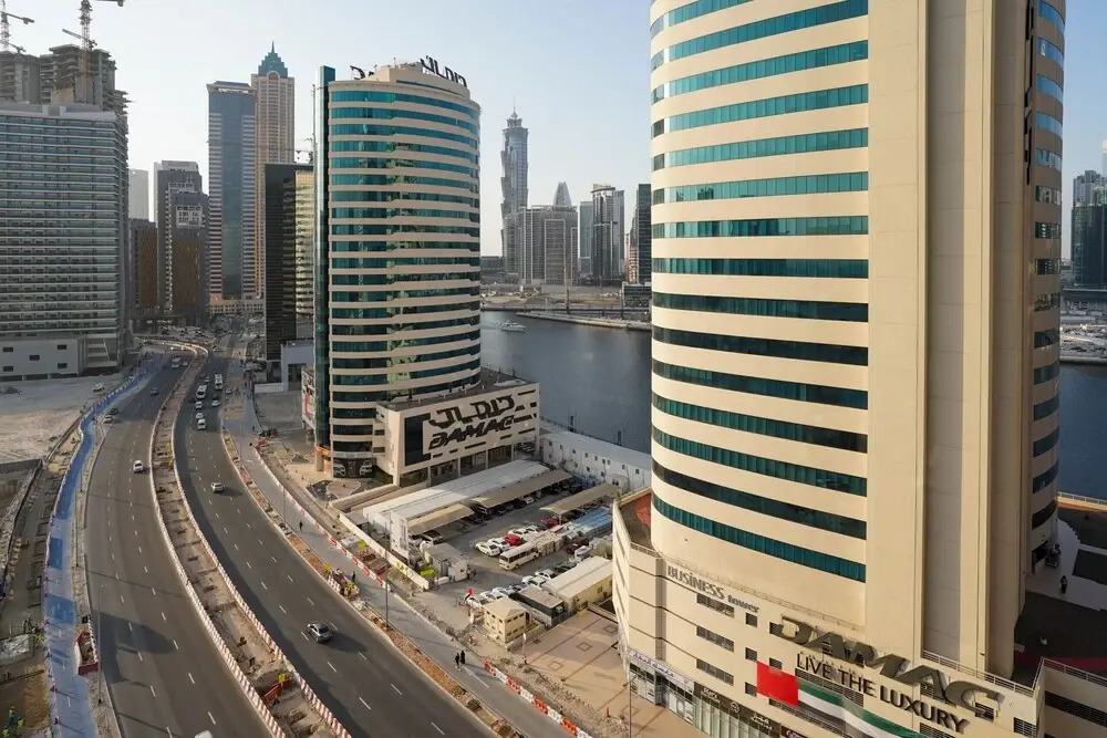 Дубай: Business Bay - AG Tower 1306
