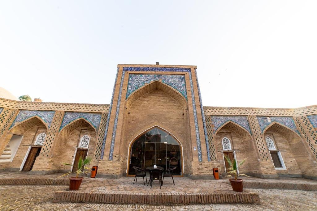 Хива: Feruzkhan Hotel Madrassah Mohammed Rakhim Khan 1871