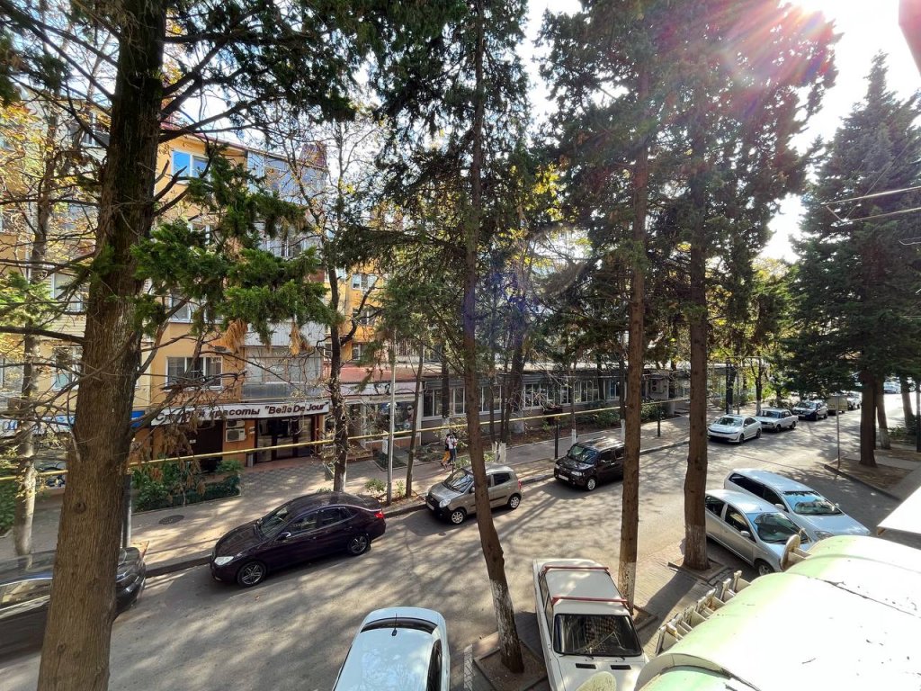 Туапсе: Апартаменты Семейные Трёхкомнатные