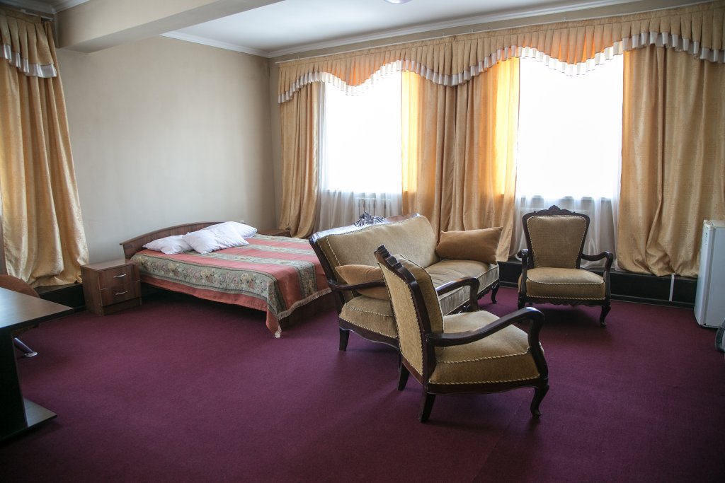 Капчагай: Alma Ata Hotel