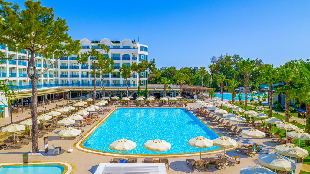 Манавгат: Berry Hotels