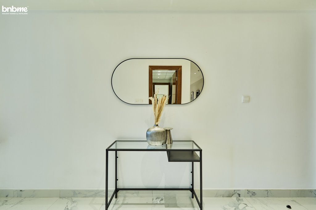 Дубай: Апартаменты bnbmehomes | Luxurious 2 BR Apt with Canal Views-3001