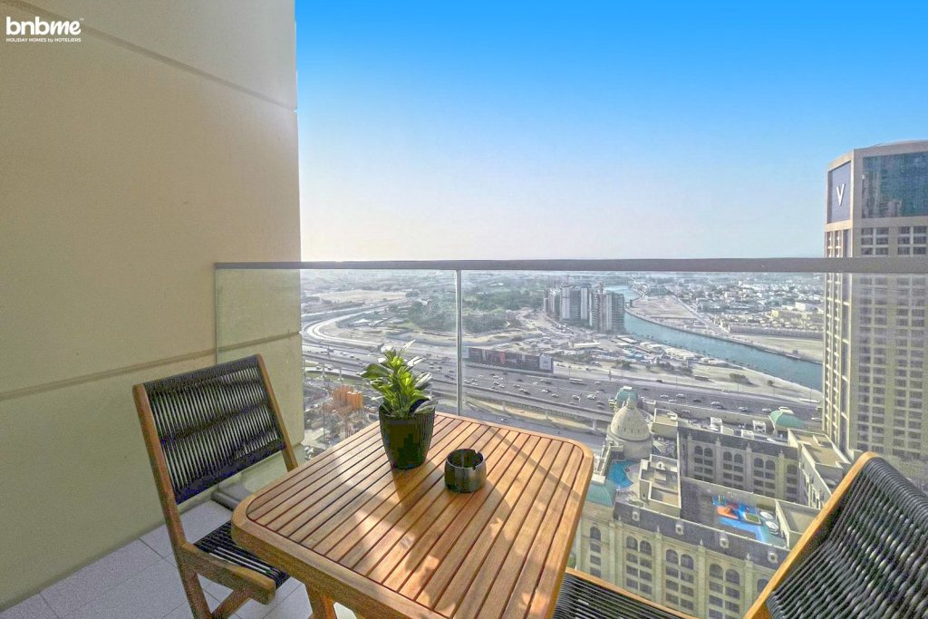 Дубай: Апартаменты bnbmehomes | Luxurious 2 BR Apt with Canal Views-3001
