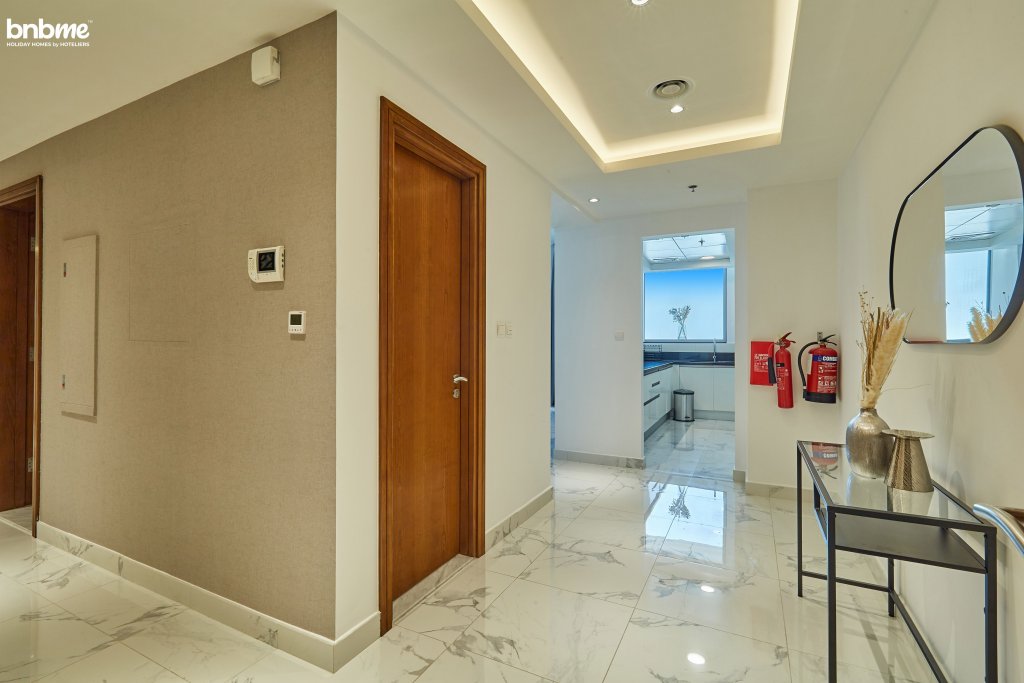 Дубай: Апартаменты bnbmehomes | Luxurious 2 BR Apt with Canal Views-3001