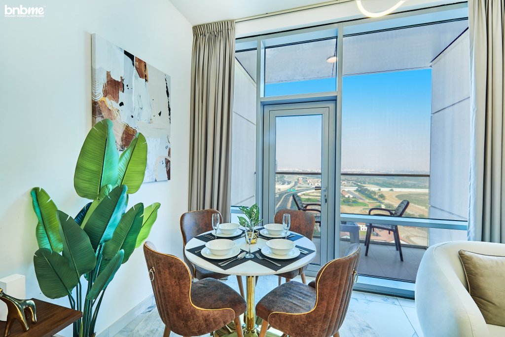 Дубай: Апартаменты bnbmehomes | Al Habtoor | Spectacular Canal View- 1507
