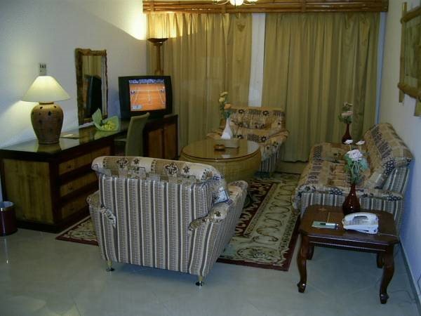 Шарджа: Golden Crown Hotel Apartment