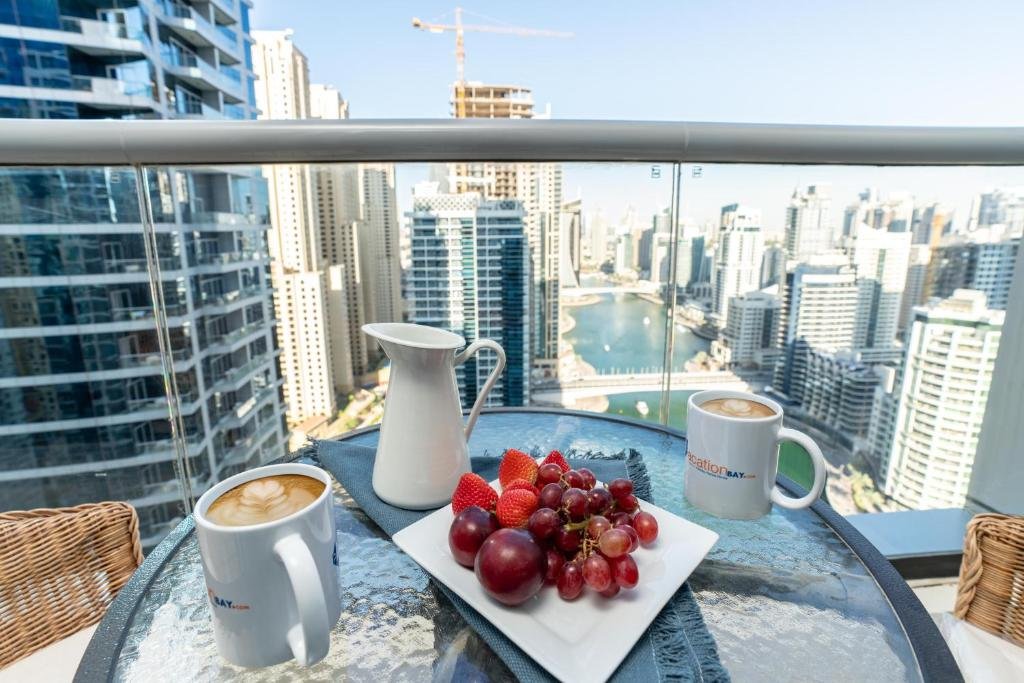Дубай: Icon Casa Living - Bay Central Tower Marina View I