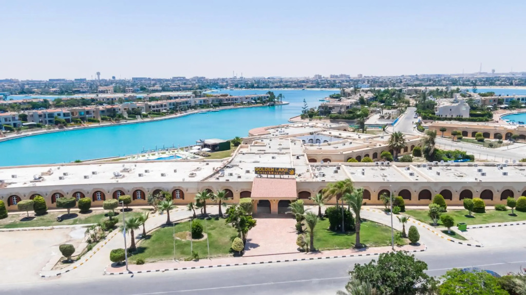 Эль-Аламейн: Golden Lake Marina