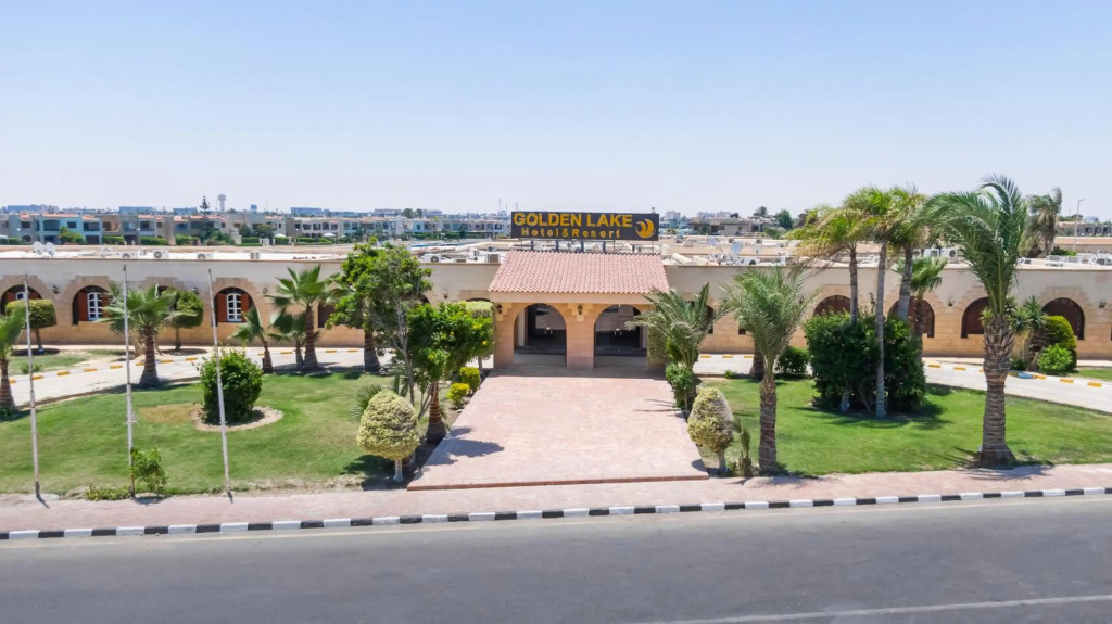 Эль-Аламейн: Golden Lake Marina