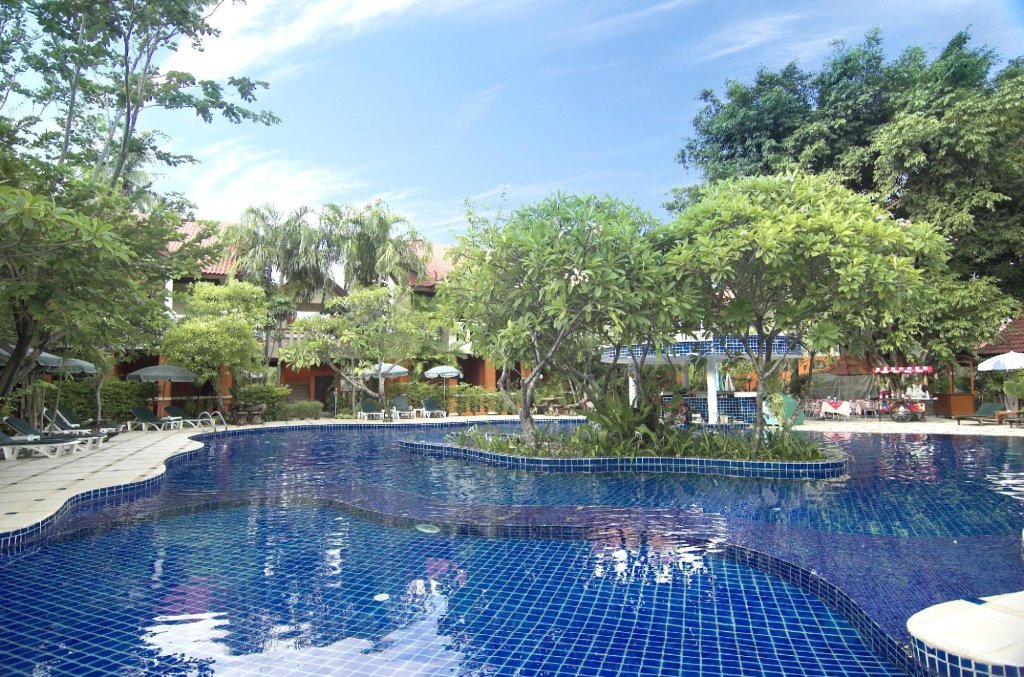 Кату: Phuket Leelavadee Hua Ting Resort