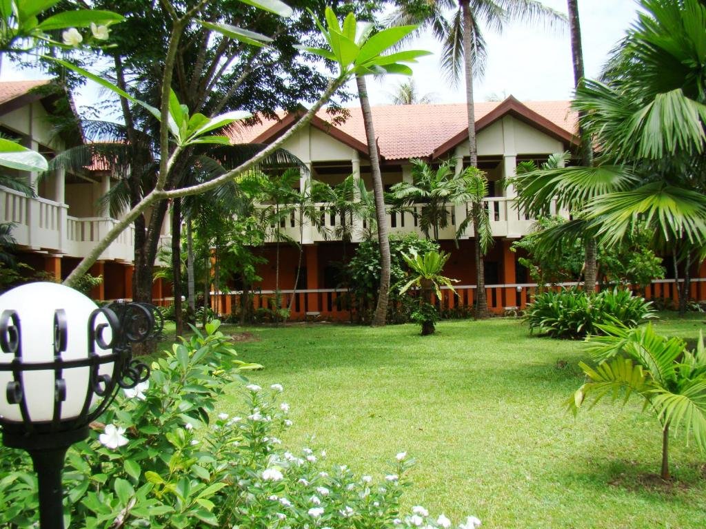 Кату: Phuket Leelavadee Hua Ting Resort