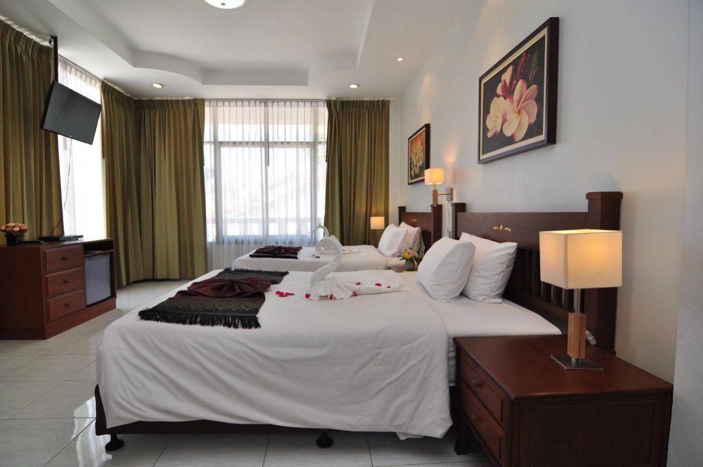 Кату: Phuket Leelavadee Hua Ting Resort