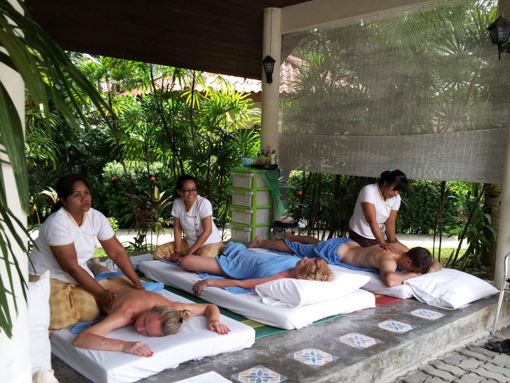Кату: Phuket Leelavadee Hua Ting Resort