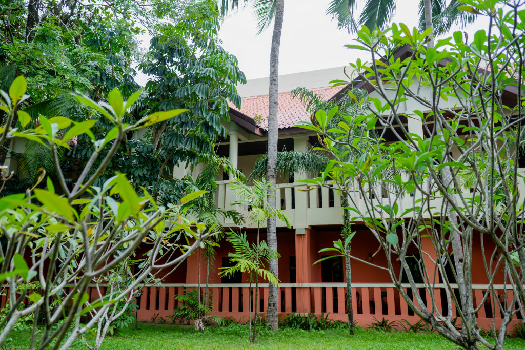 Кату: Phuket Leelavadee Hua Ting Resort