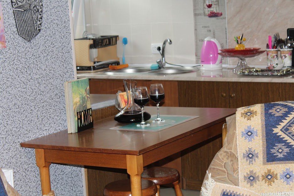 Телави: Guest House Poligloti