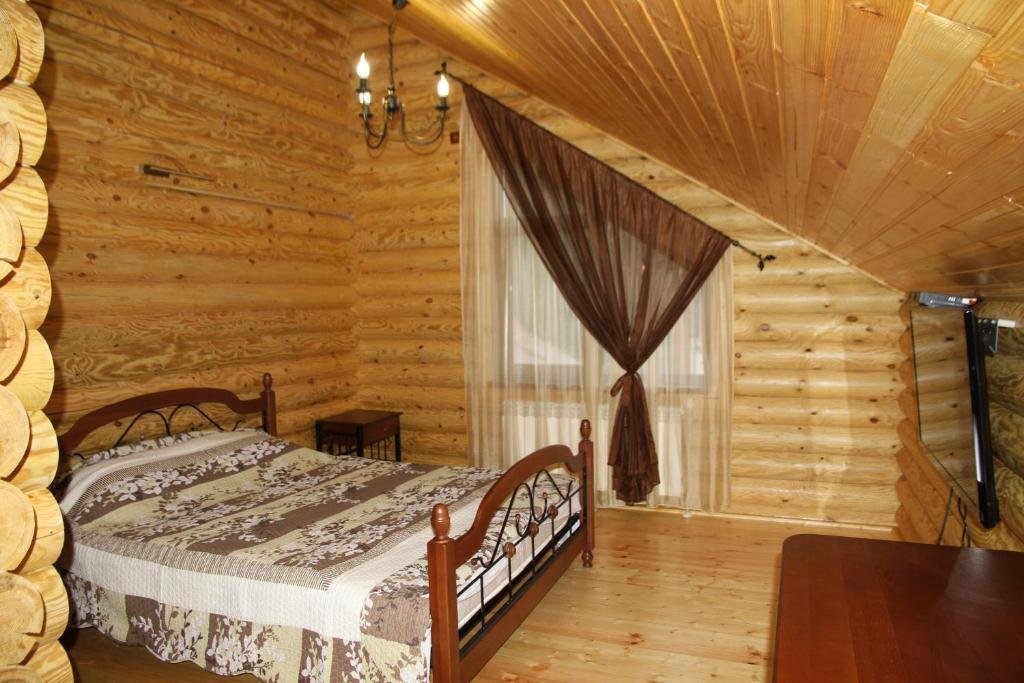 Каменномостский: Рябиновые бусы