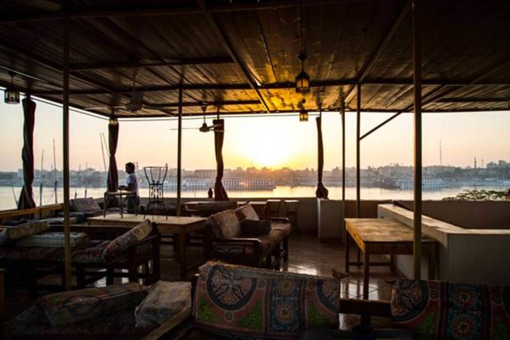 Луксор: Senmut Luxor