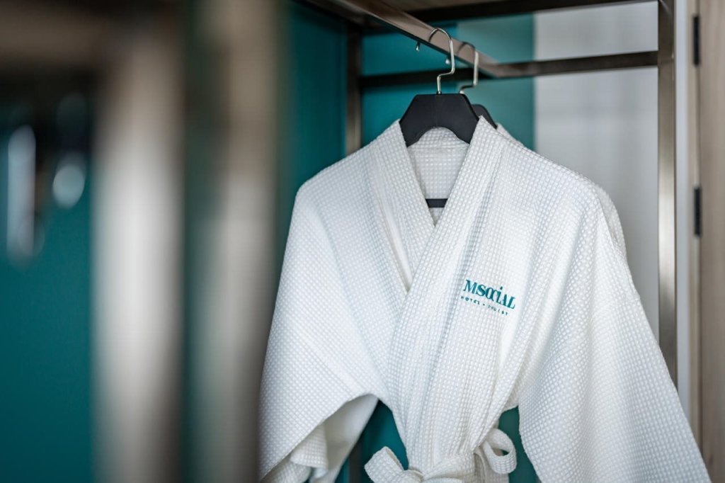 Кату: M Social Hotel Phuket
