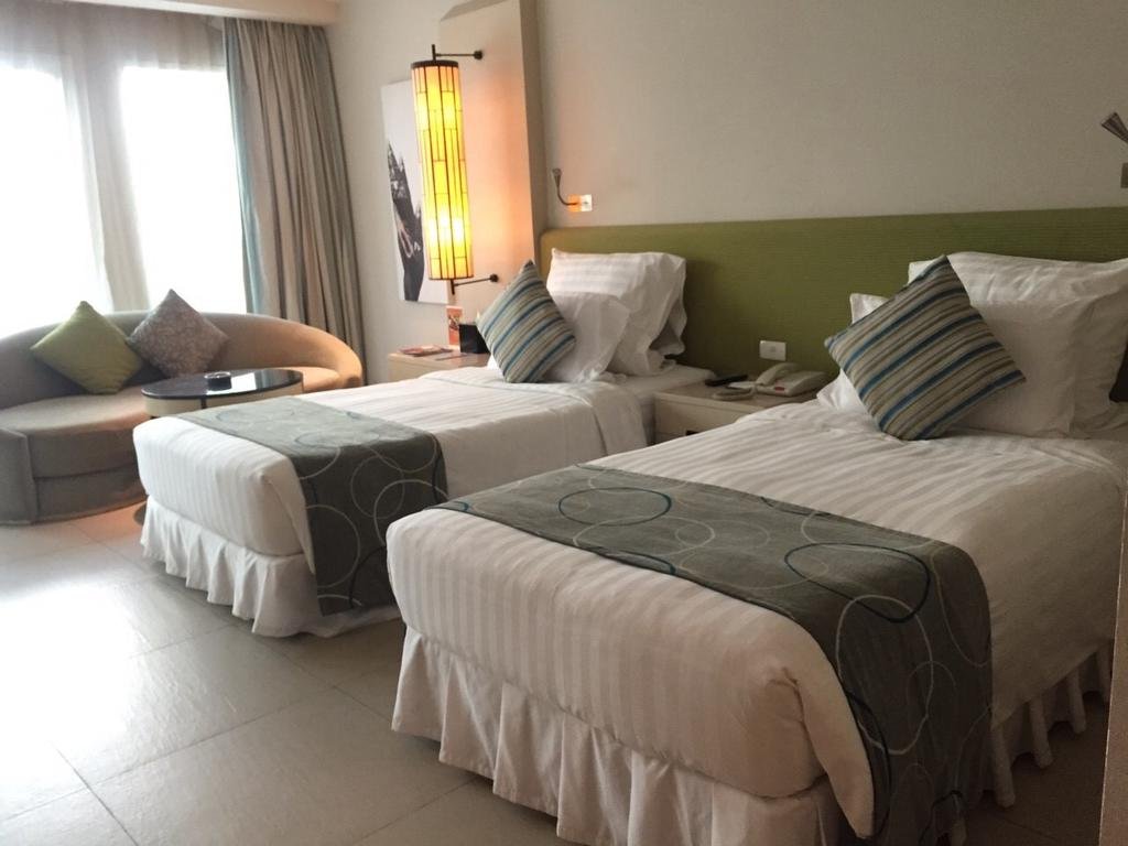 Кату: M Social Hotel Phuket